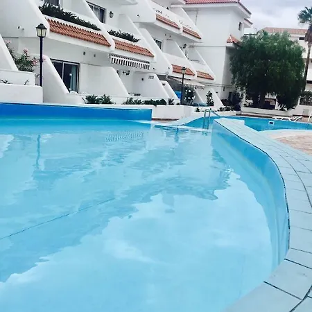 Floritas Vista Piscina Appartement *